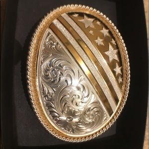 Montana Silver Smiths American flag belt buckle